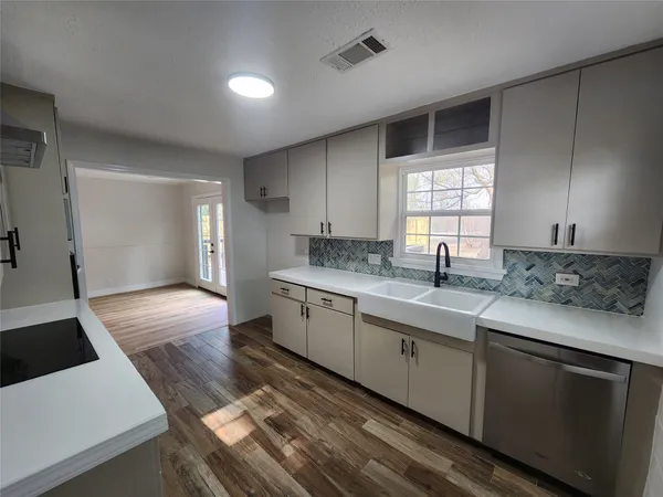 $259,000 | 7311 Farm To Market Road 2403, Alvin, TX 77511