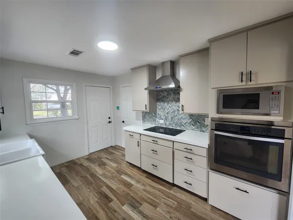 $259,000 | 7311 Farm To Market Road 2403, Alvin, TX 77511