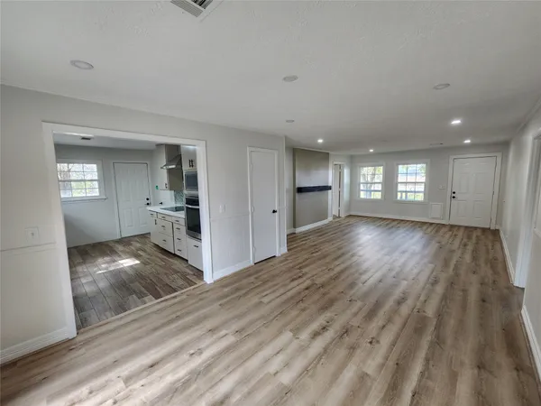$259,000 | 7311 Farm To Market Road 2403, Alvin, TX 77511