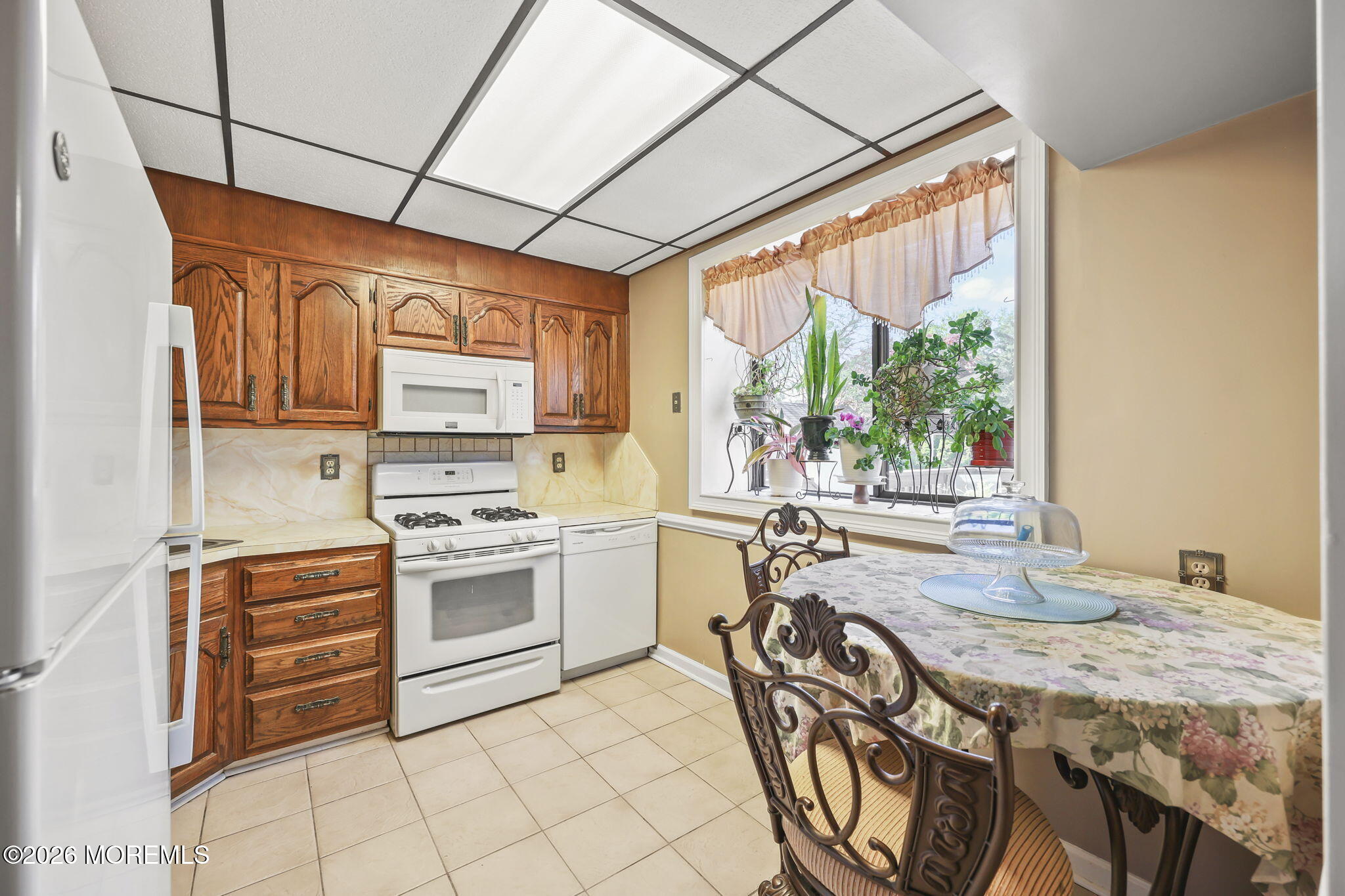 2 Beaver Street Hazlet, NJ 07730 - Photo 18 of 36 Kitchen