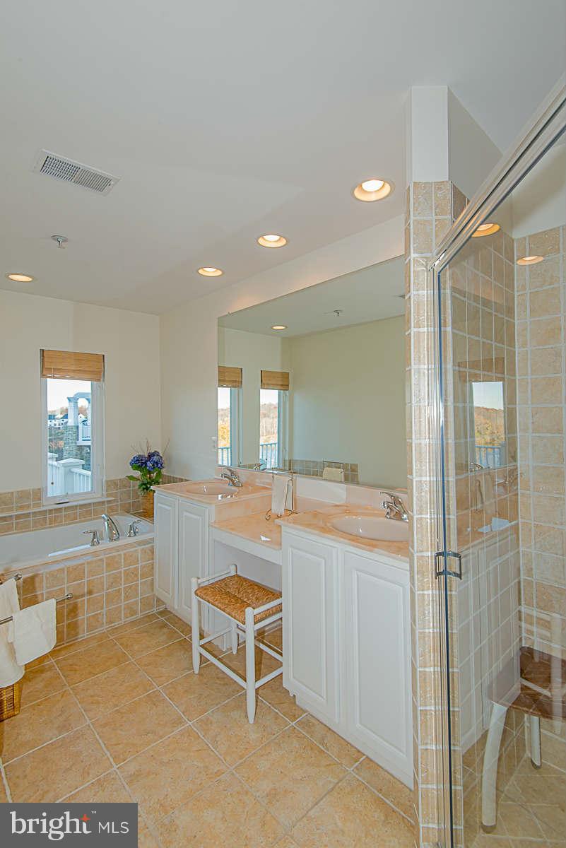 8764 Boulder Ridge Road Laurel, MD 20723 - Photo 17 of 30 Bath (Master)