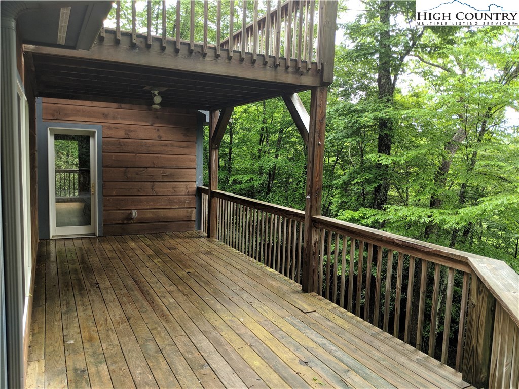 382 Red Maple Lane Boone, NC 28607 - Photo 3 of 33 Gallery Image 3