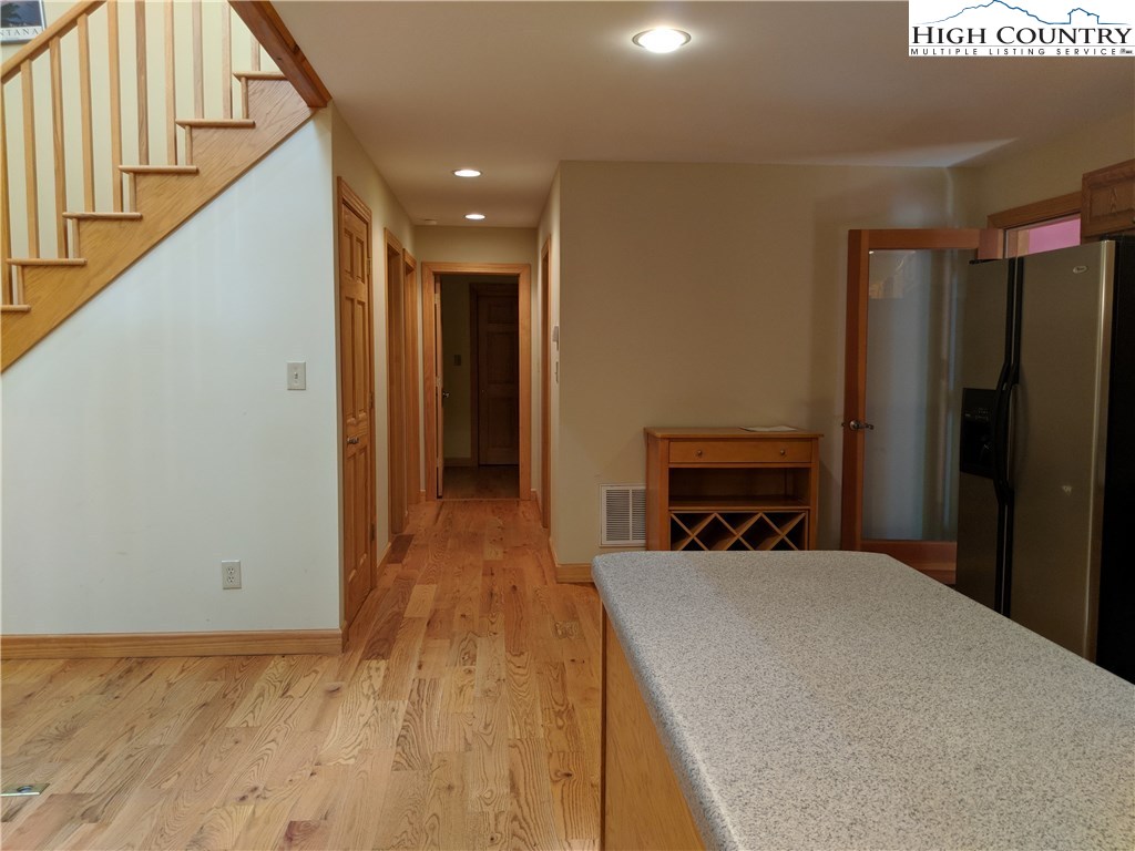 382 Red Maple Lane Boone, NC 28607 - Photo 10 of 33 Gallery Image 10