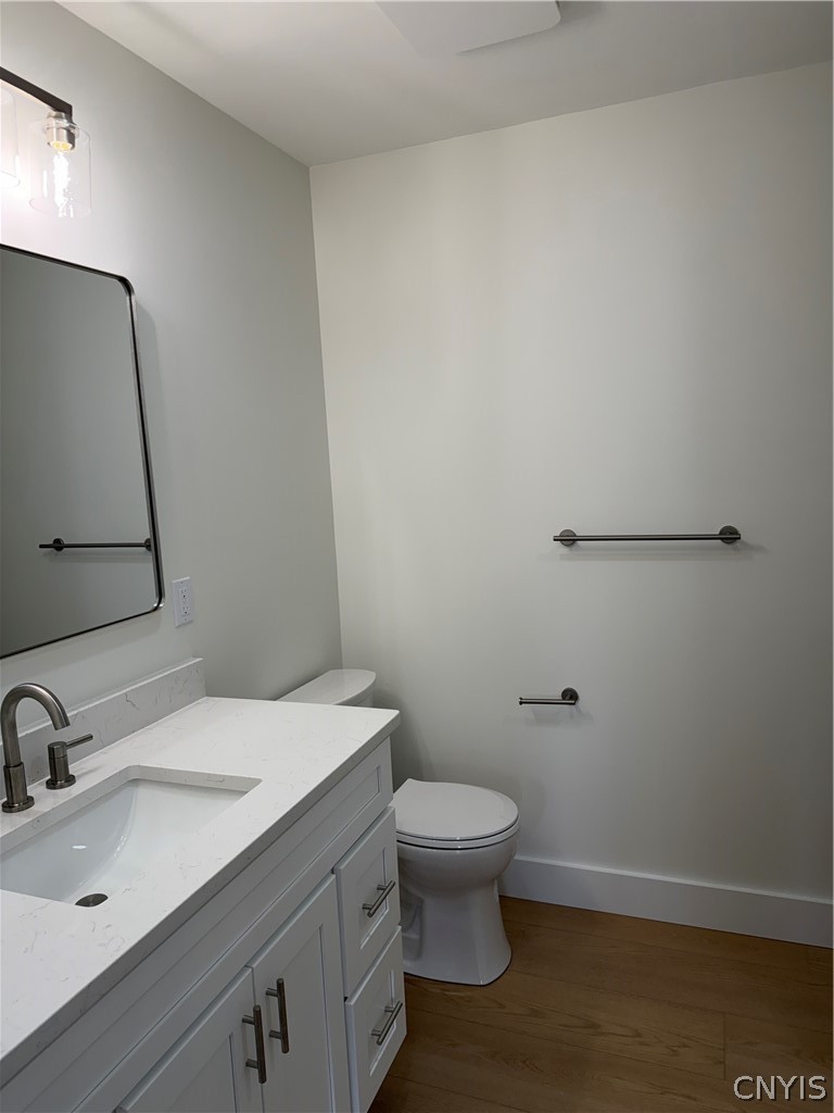 306 Nicks Way Geddes, NY 13209 - Photo 14 of 25 Second bathroom