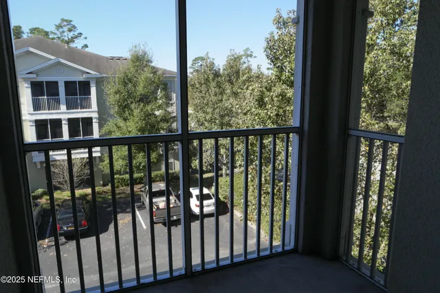 $1,100 | 8290 Gate Parkway West, Unit 218, Jacksonville, FL 32216