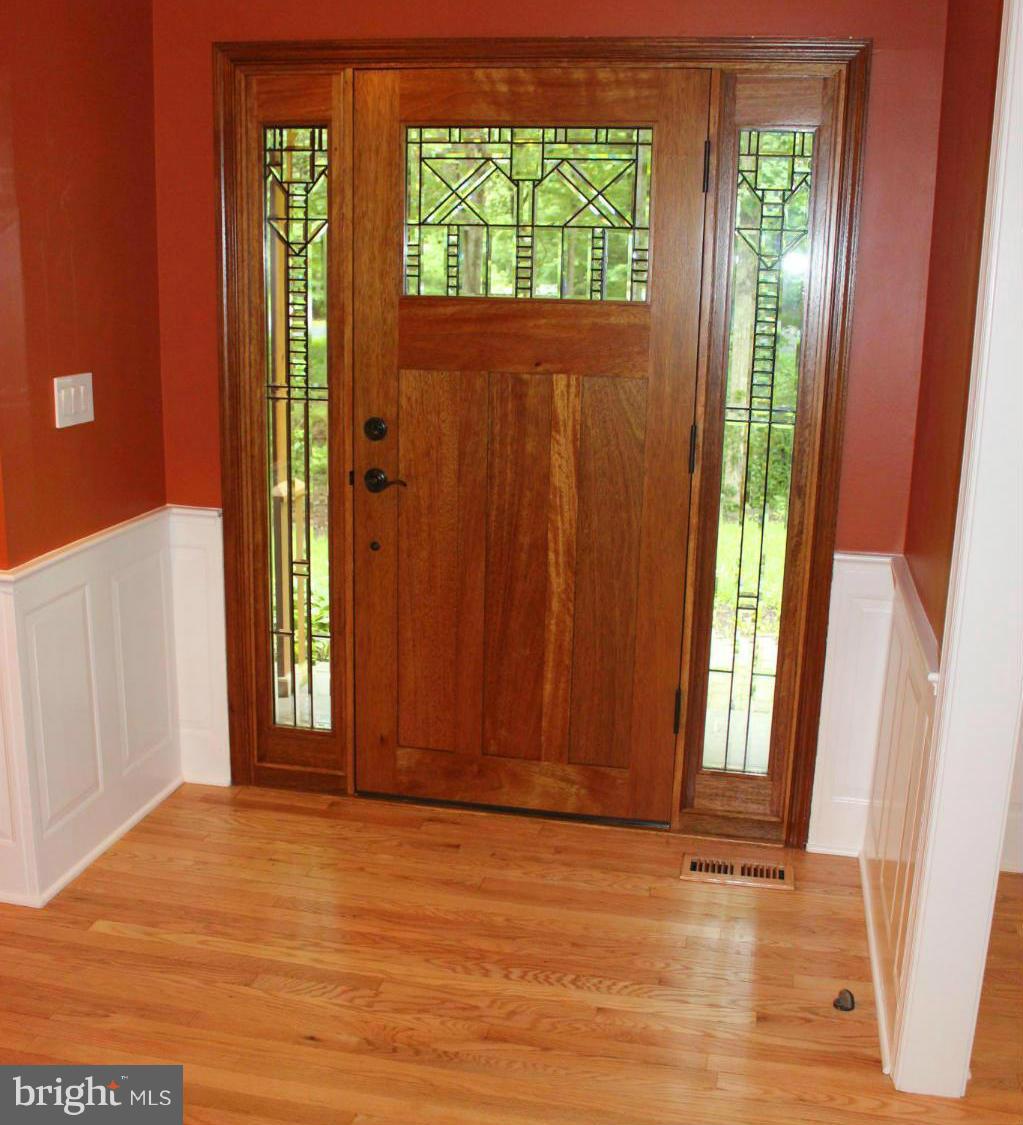 3717 Pleasant Ridge Road Annandale, VA 22003 - Photo 13 of 29 Foyer