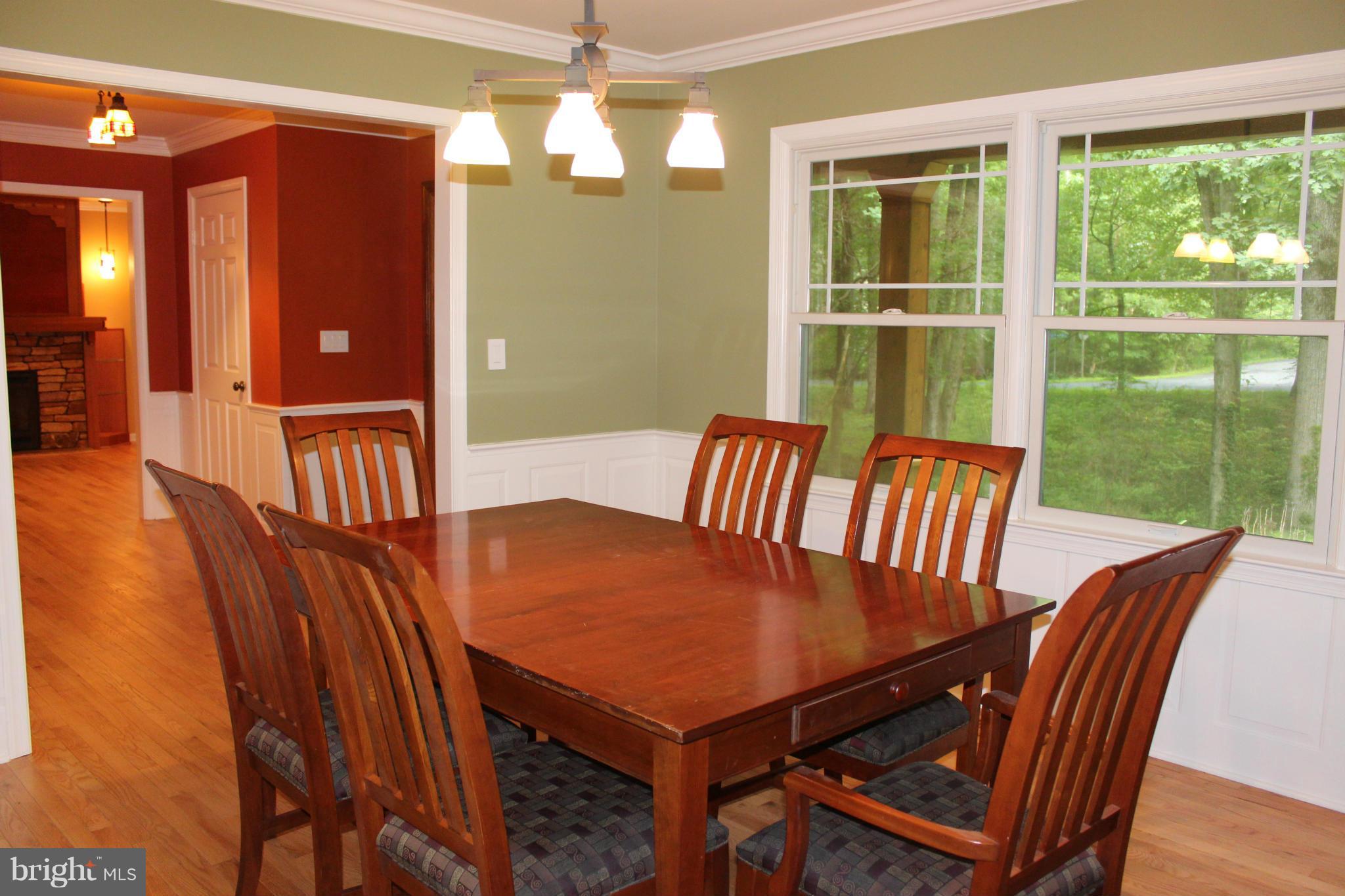 3717 Pleasant Ridge Road Annandale, VA 22003 - Photo 10 of 29 Entertain your guests...
