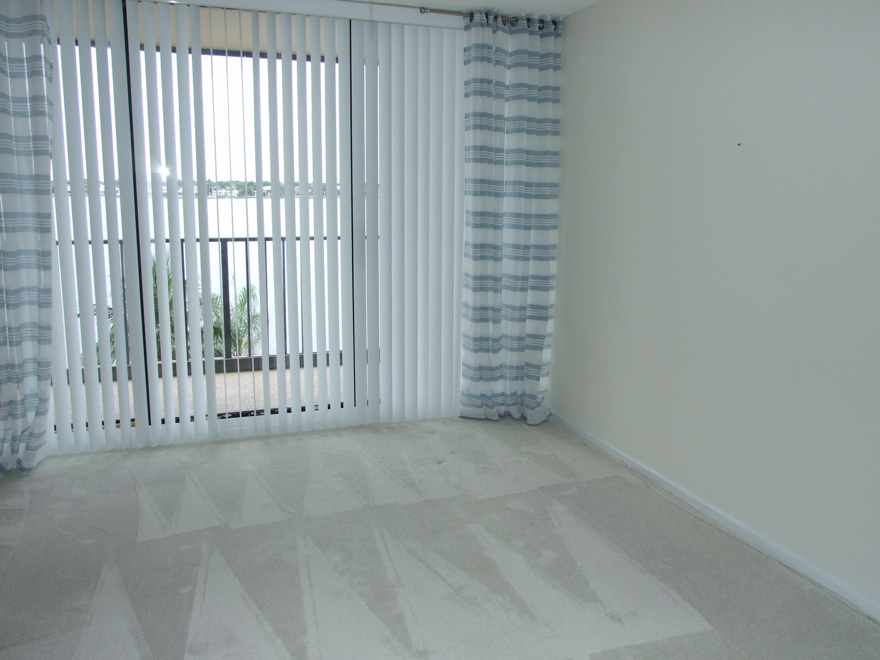 130 Lakeshore Drive, Unit 522 North Palm Beach, FL 33408 - Photo 17 of 25 DSCF1985