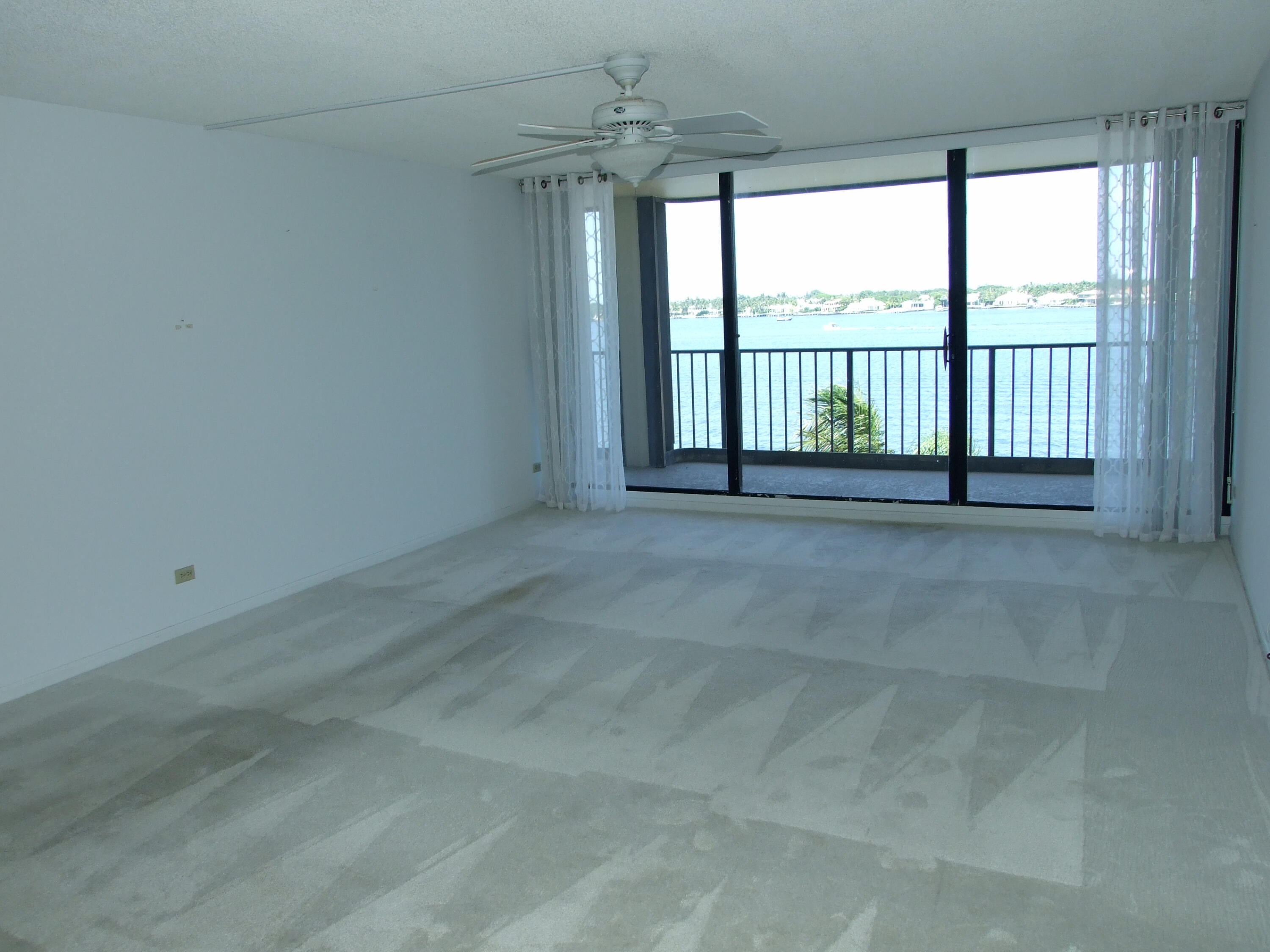 130 Lakeshore Drive, Unit 522 North Palm Beach, FL 33408 - Photo 8 of 25 DSCF2003