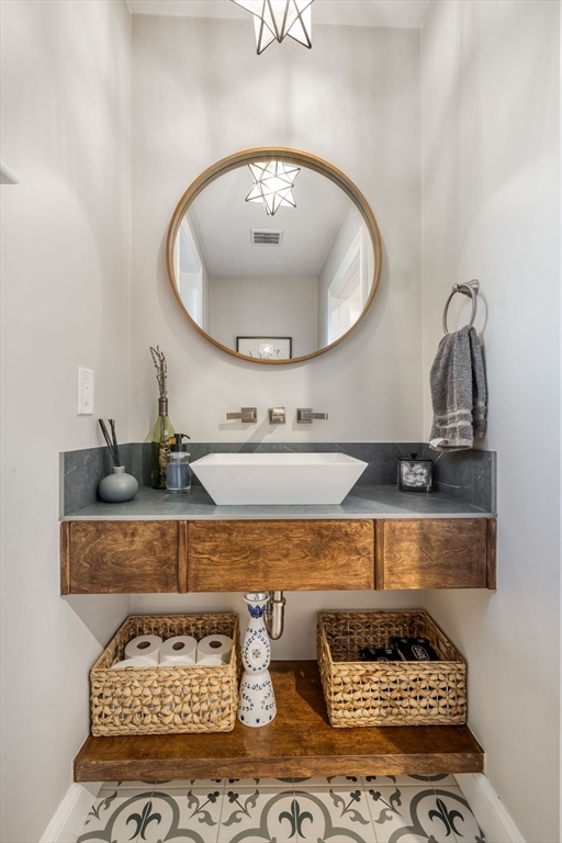 540 Pulaski Boulevard Bellingham, MA 02019 - Photo 9 of 42 a living room with furniture and a mirror