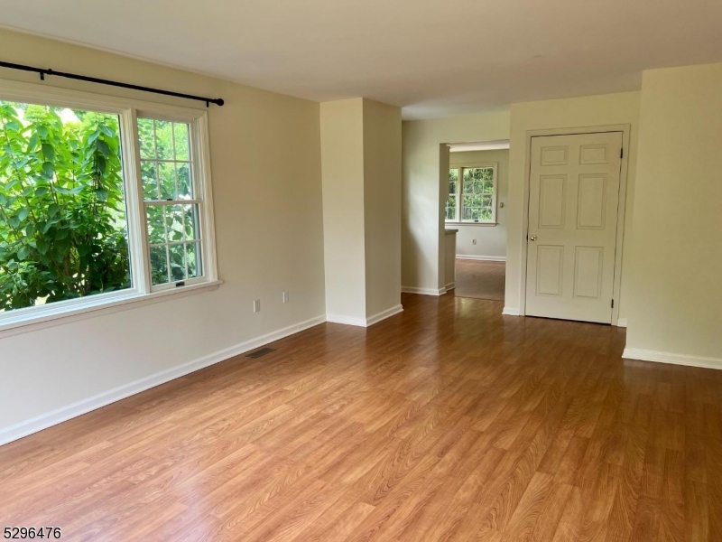 1531 Larger Cross Road, Unit 6 Bedminster, NJ 07931 - Photo 6 of 15
