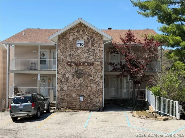 $169,900 | 10 Wheel House Circle, Unit 2A, Lake Ozark, MO 65049