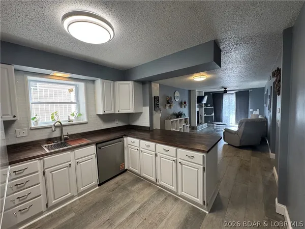 $169,900 | 10 Wheel House Circle, Unit 2A, Lake Ozark, MO 65049