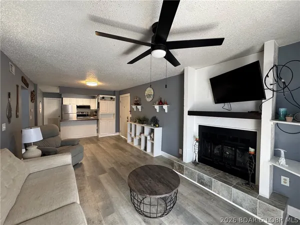 $169,900 | 10 Wheel House Circle, Unit 2A, Lake Ozark, MO 65049