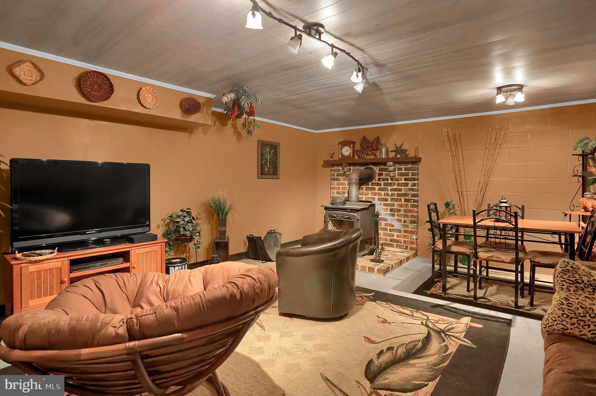 6315 Straw Acres Road Spring Grove, PA 17362 - Photo 33 of 48
