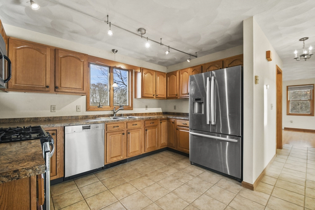 140 Family Drive Fall River, MA 02721 - Photo 8 of 34 Gallery Image 8