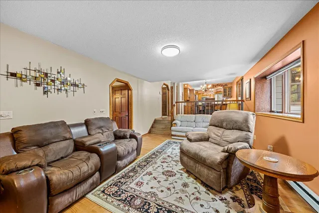 $489,000 | 410 River Hills Road, River Falls, WI 54022