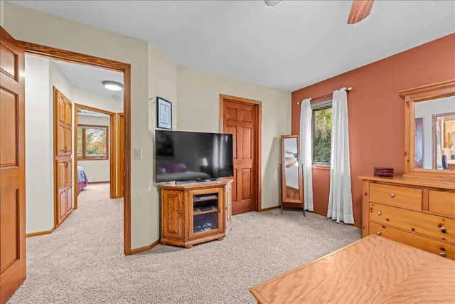 $489,000 | 410 River Hills Road, River Falls, WI 54022