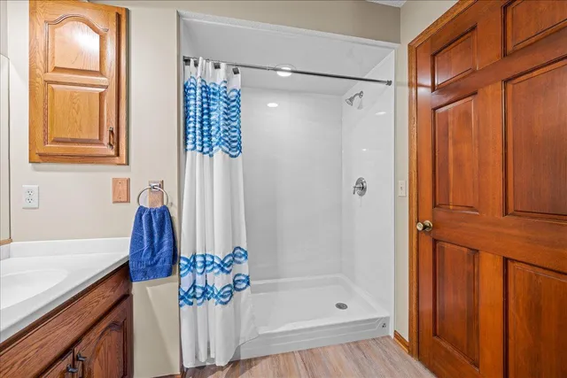 $489,000 | 410 River Hills Road, River Falls, WI 54022