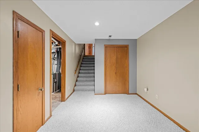 $489,000 | 410 River Hills Road, River Falls, WI 54022