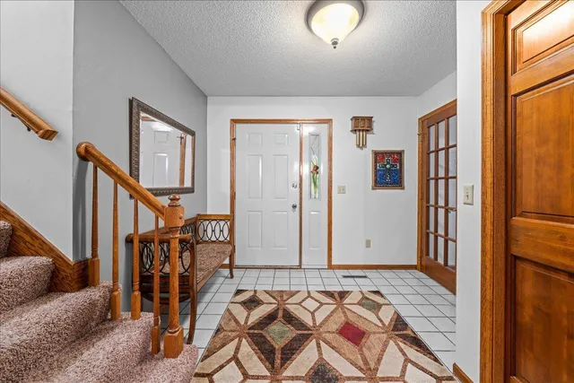 $489,000 | 410 River Hills Road, River Falls, WI 54022