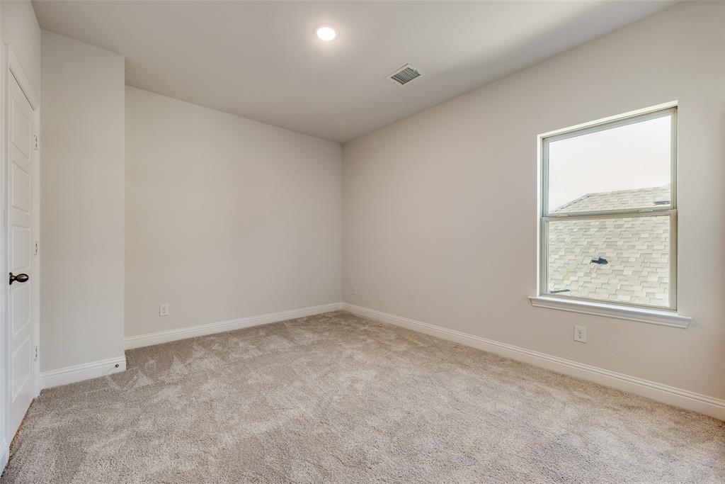 149 Ashbrook Street Little Elm, TX 75068 - Photo 18 of 31