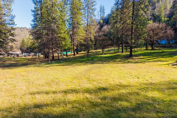 a view of an outdoor space and a yard