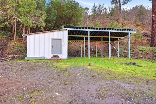 $375,000 | 26100 Highway 3, Douglas City, CA 96024