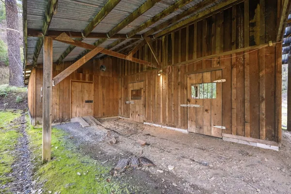 $375,000 | 26100 Highway 3, Douglas City, CA 96024