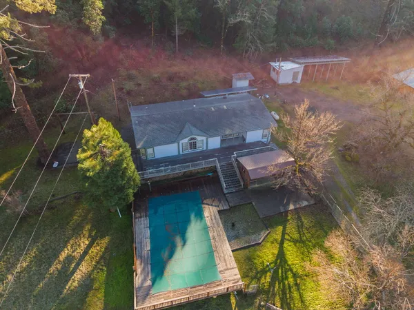 $375,000 | 26100 Highway 3, Douglas City, CA 96024