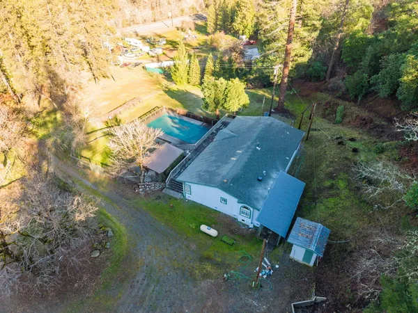 $375,000 | 26100 Highway 3, Douglas City, CA 96024