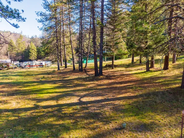 $375,000 | 26100 Highway 3, Douglas City, CA 96024