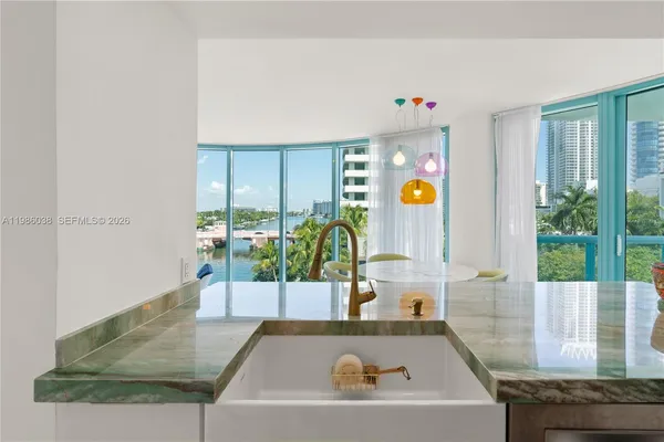 $6,800 | 6000 Indian Creek Drive, Unit 5B, Miami Beach, FL 33140