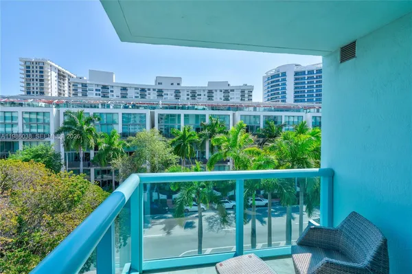 $6,800 | 6000 Indian Creek Drive, Unit 5B, Miami Beach, FL 33140