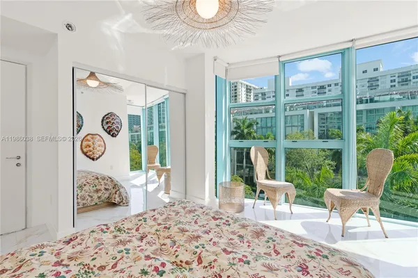 $6,800 | 6000 Indian Creek Drive, Unit 5B, Miami Beach, FL 33140