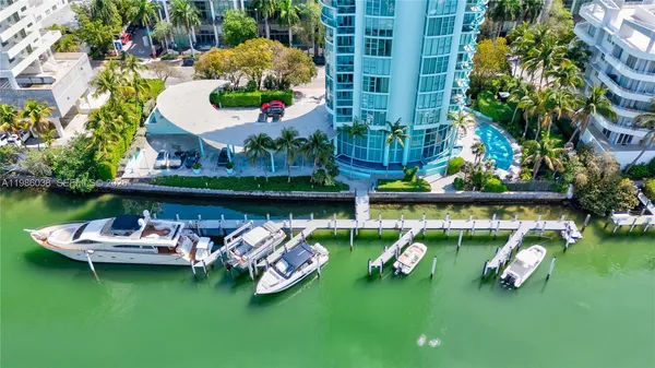 $6,800 | 6000 Indian Creek Drive, Unit 5B, Miami Beach, FL 33140