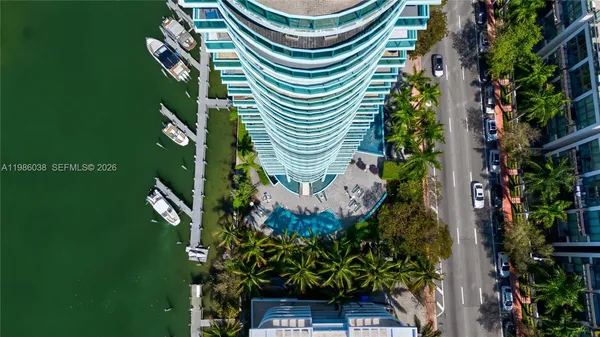 $6,800 | 6000 Indian Creek Drive, Unit 5B, Miami Beach, FL 33140