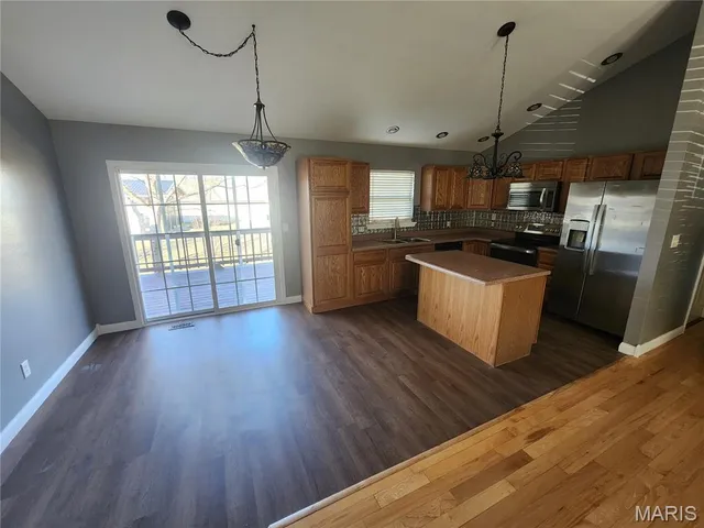 $349,900 | 96 Fox Drive, Farmington, MO 63640