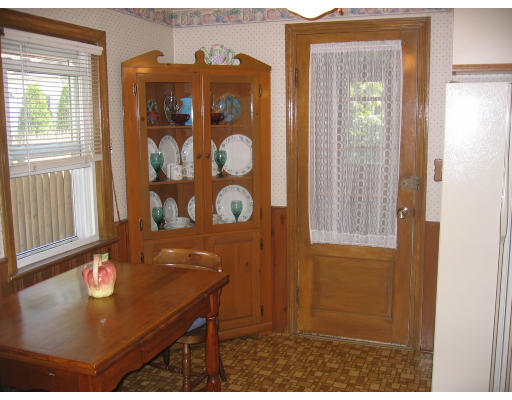 59 Harding Terrace Dedham, MA 02026 - Photo 6 of 8 Gallery Image 6