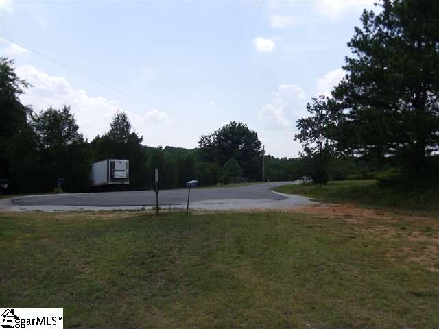 547 Falcon Drive Fountain Inn, SC 29644 - Photo 3 of 13 Gallery Image 3