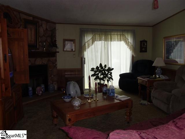 547 Falcon Drive Fountain Inn, SC 29644 - Photo 7 of 13 Gallery Image 7