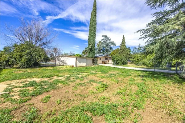 $777,000 | 38535 Vineland Street, Cherry Valley, CA 92223