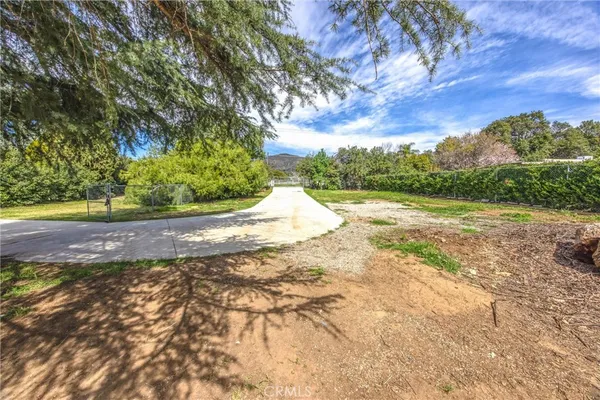 $777,000 | 38535 Vineland Street, Cherry Valley, CA 92223