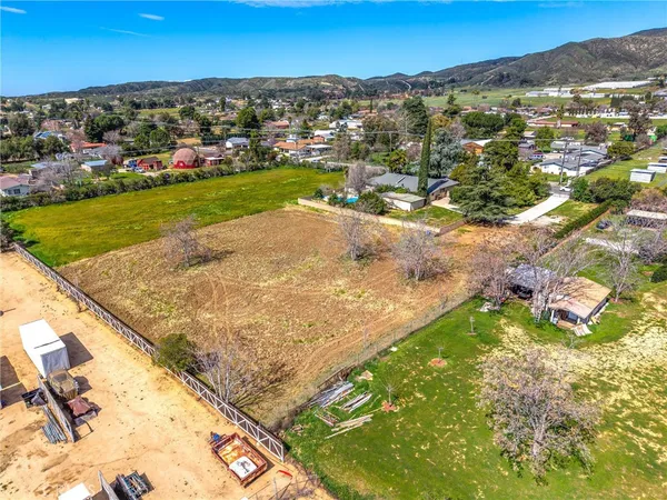 $777,000 | 38535 Vineland Street, Cherry Valley, CA 92223