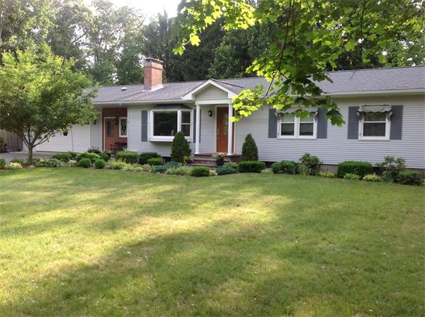 10 Cedar Road Longmeadow, MA 01106 - Photo 1 of 27