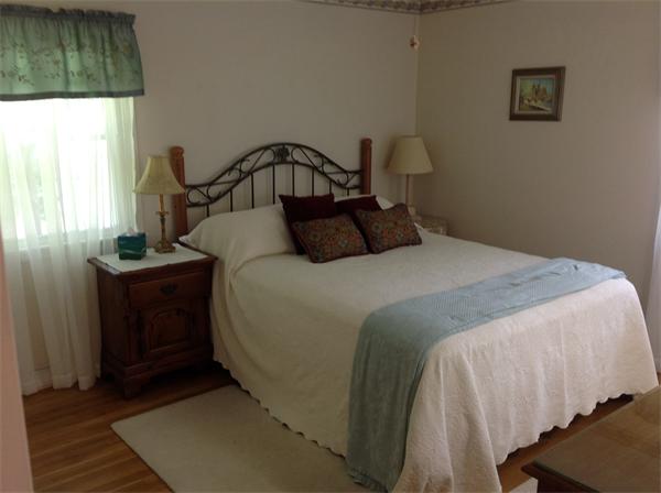 10 Cedar Road Longmeadow, MA 01106 - Photo 14 of 27