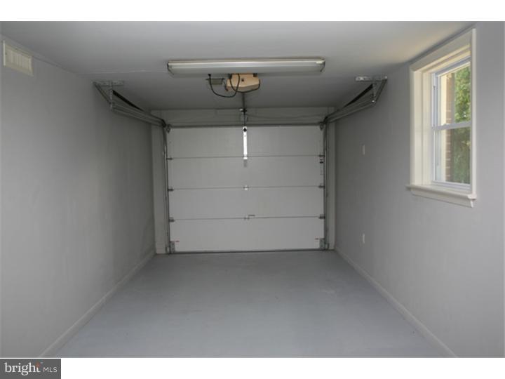 911 Philadelphia Avenue Shillington, PA 19607 - Photo 15 of 20 Gallery Image 15