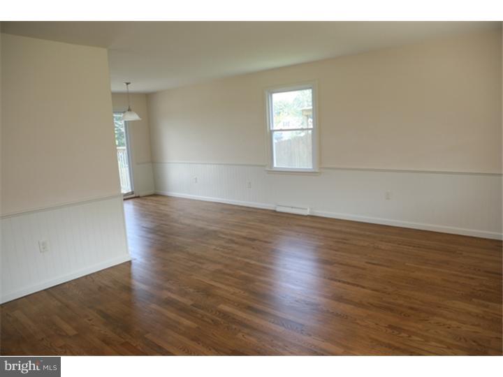 911 Philadelphia Avenue Shillington, PA 19607 - Photo 5 of 20 Gallery Image 5
