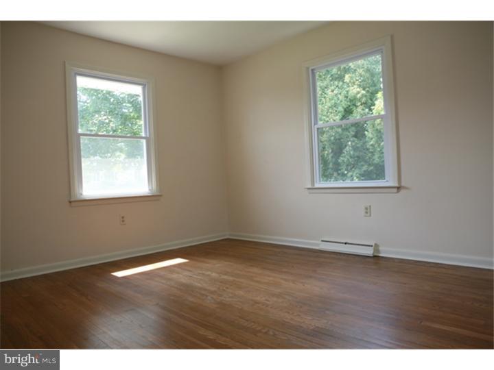 911 Philadelphia Avenue Shillington, PA 19607 - Photo 10 of 20 Gallery Image 10