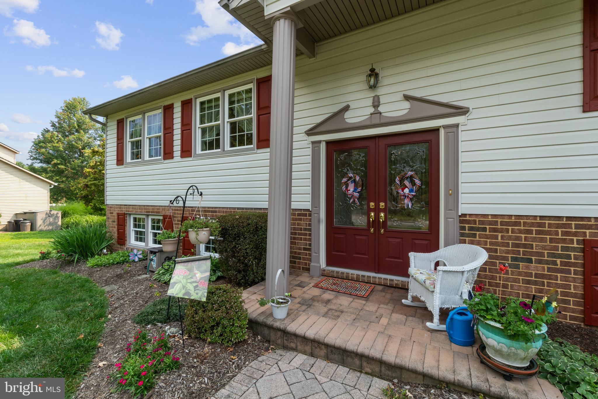 4232 Hermitage Drive Ellicott City, MD 21042 - Photo 2 of 42 Classic double front door